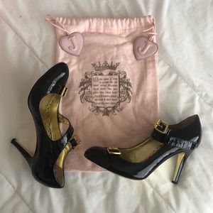 Juicy Couture black patent heels